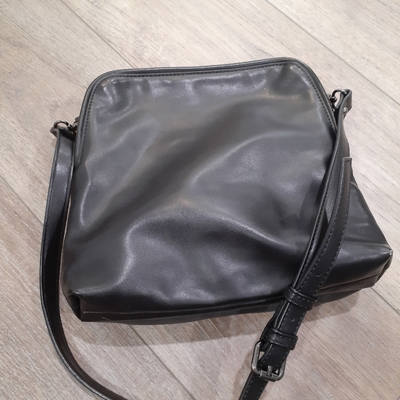 Pinkstix Crossbody Bag - Picture 5 of 10